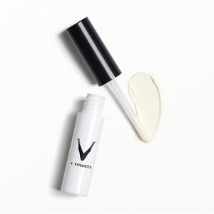 V KOSMETIK Eyeshadow Primer in Light Medium